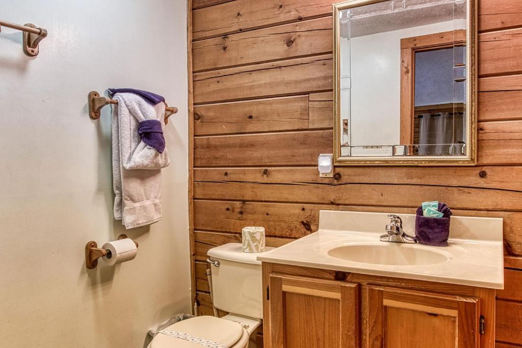 Forever Yours, Hot Tub, 1089 Of Free Attraction Tickets For Each Paid Day, Dollywood And More Pigeon Forge Exterior foto